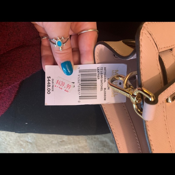 SOLD Michael Kors Light Pink Crossbody Purse - Picture 4 of 7